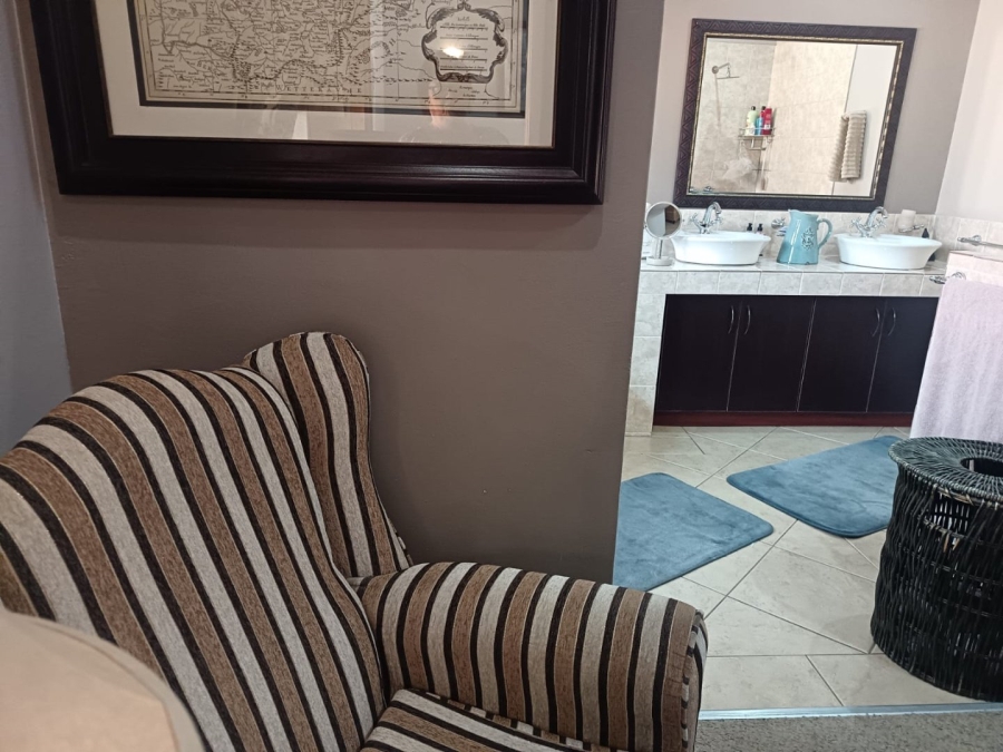 4 Bedroom Property for Sale in Hillcrest Northern Cape